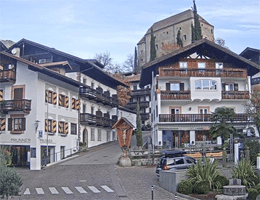 Schenna Ortszentrum Webcam Live